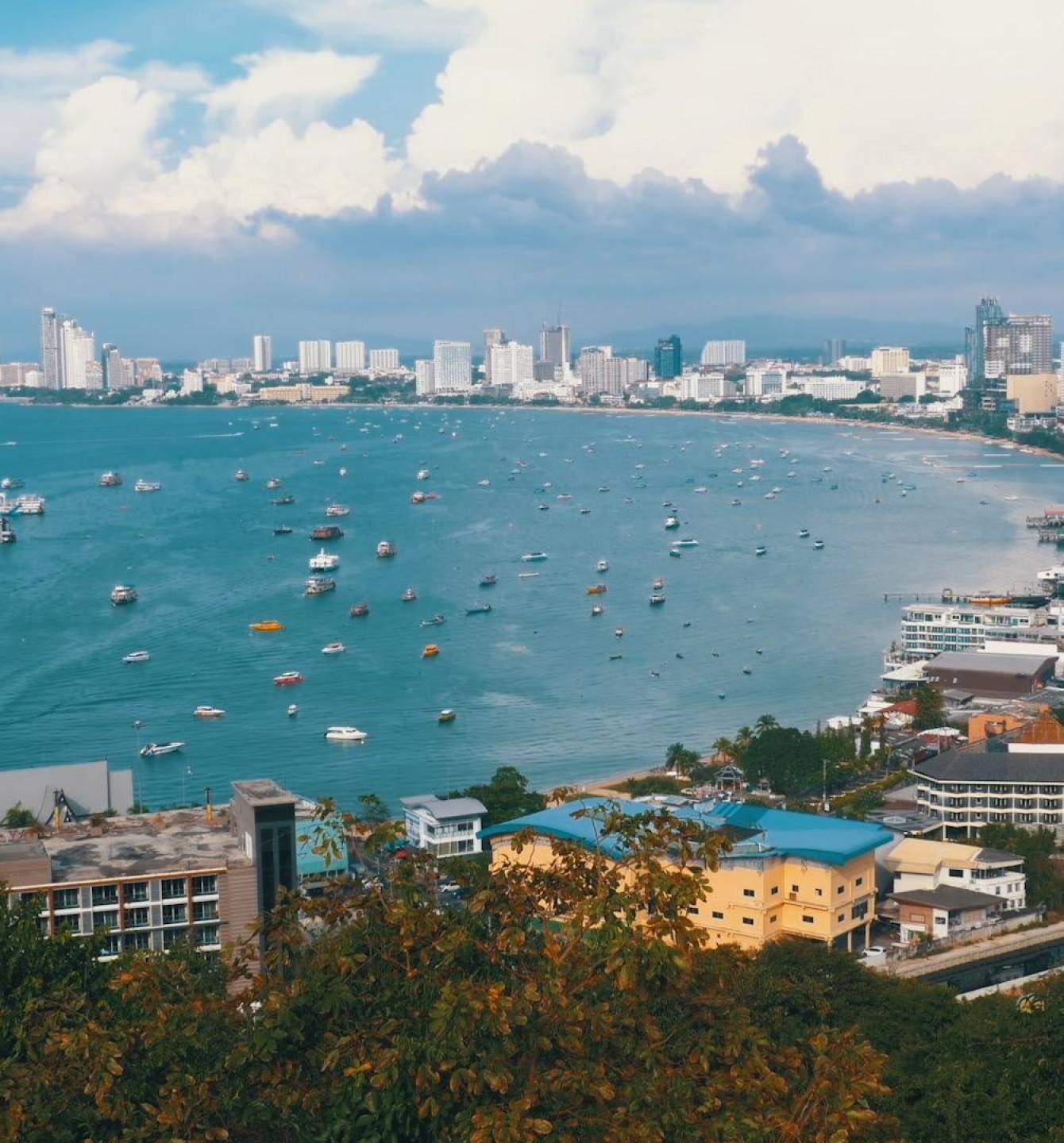 panoramic-view-of-pattaya-city-beach-and-gulf-of-s-2025-08-28-22-28-03-utc_1.jpeg